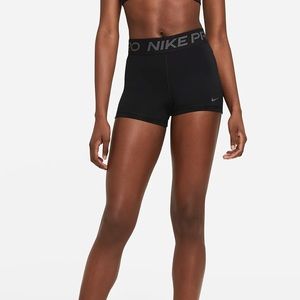 Nike Pro 3” short